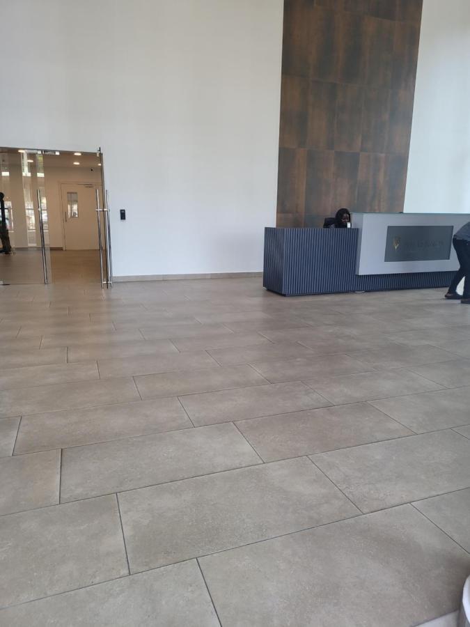 Rt Properties @ The Lennox Airport Residential Accra Ngoại thất bức ảnh