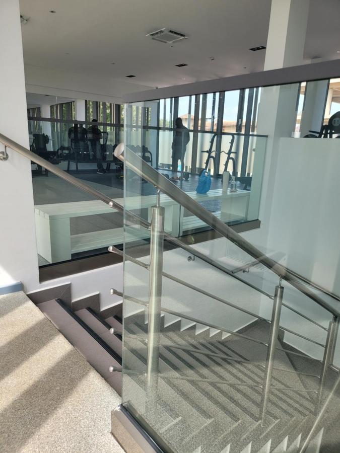 Rt Properties @ The Lennox Airport Residential Accra Ngoại thất bức ảnh
